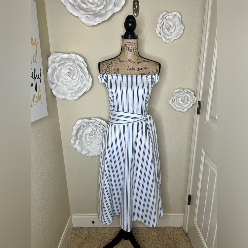 Draper James Off the Shoulder White & Blue Multi Striped Dress Size 0 - Picture 3 of 16